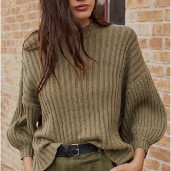 Urban Outfitters Sweaters - Urban Outfitters Olive Green mock neck crop sweater ballon sleeve ribbed XS-TP